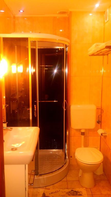 Byblov Rooms Boutique Boekarest Buitenkant foto